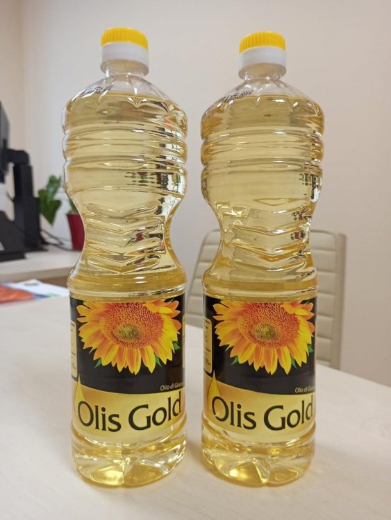 gold oil sunflower.jpeg